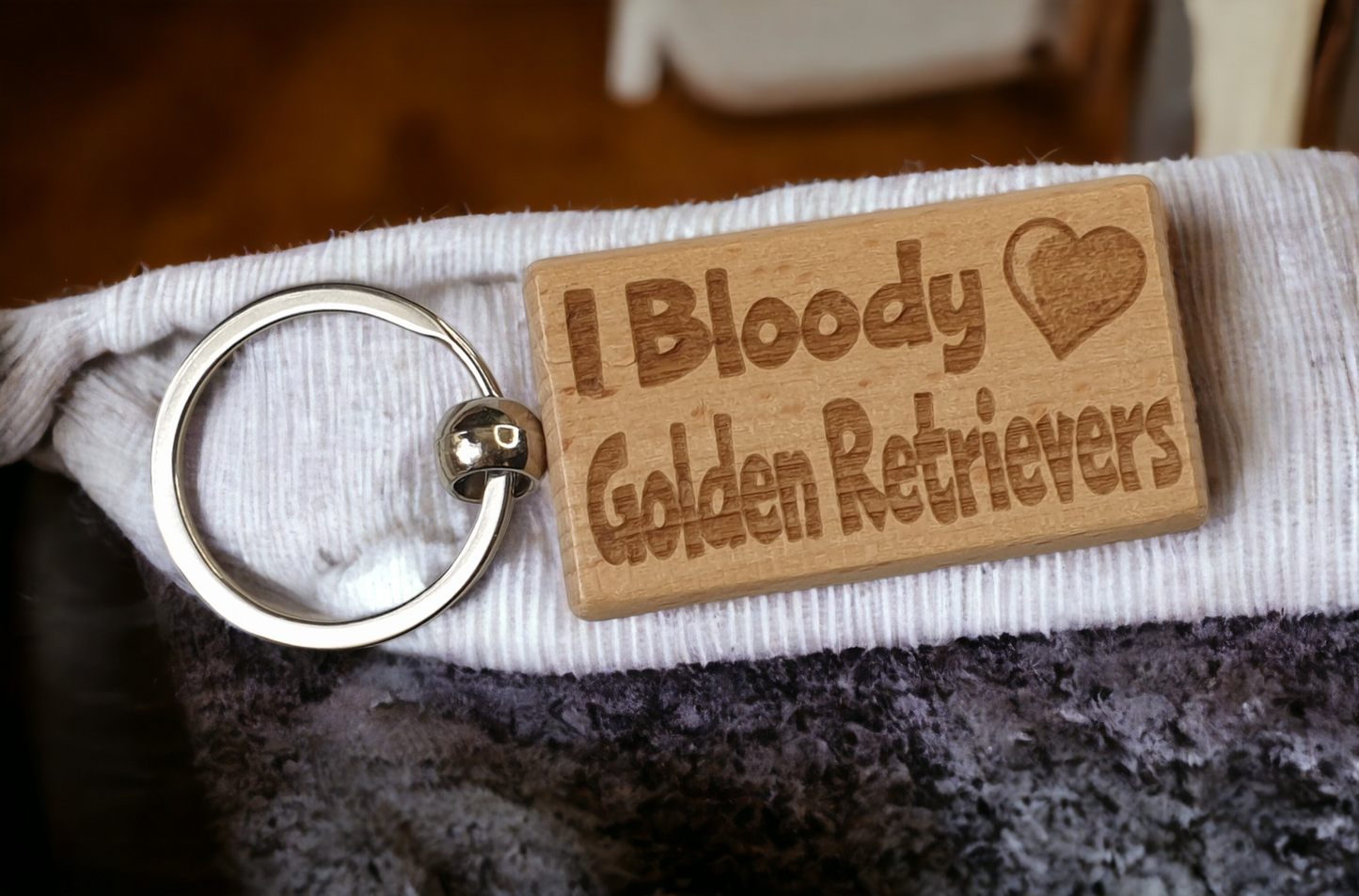 Golden Retriever Keyring Gift - I Bloody Love Heart - Cute Engraved Wooden Key Fob Fun Novelty Nice Custom Present