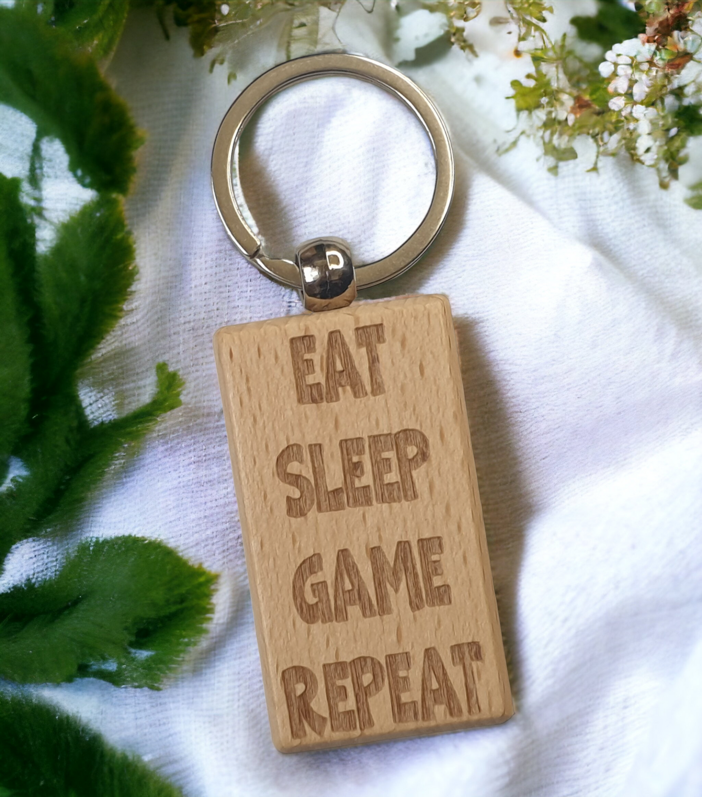 Gaming Keyring Gift - Eat Sleep Game Repeat - Nice Cute Engraved Wooden Key Fob Novelty Present