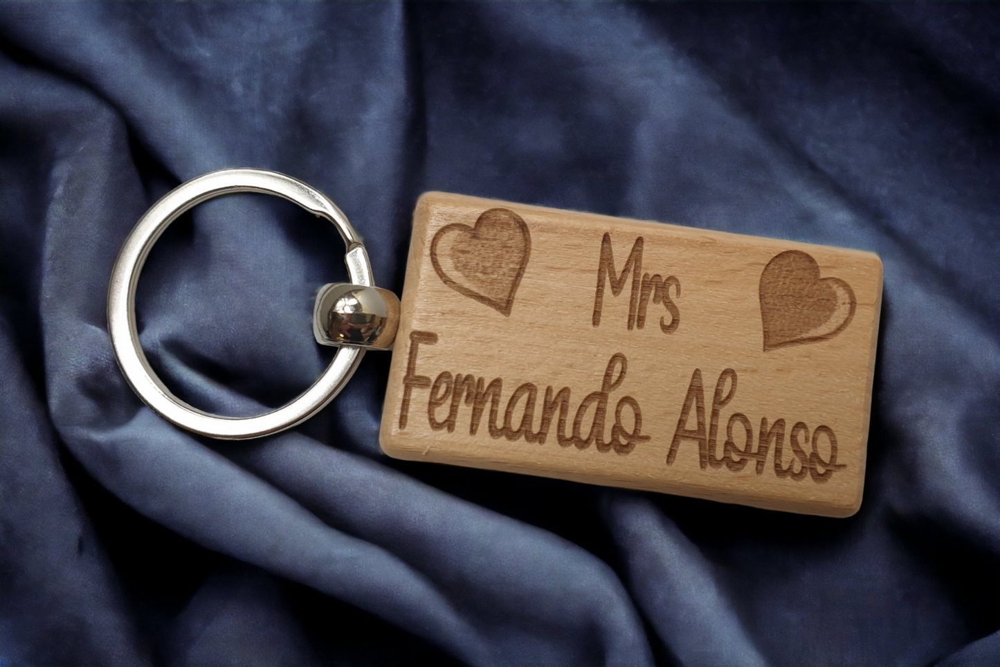 Mrs Fernando Alonso Keyring Gift - Engraved Wooden Formula One F1 Team Driver Fan Fun Cute Novelty Present